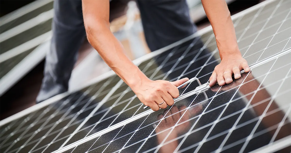 Installazione impianto fotovoltaico scuola elementare | RCR Srl ha installato un impianto fotovoltaico per una scuola elementare